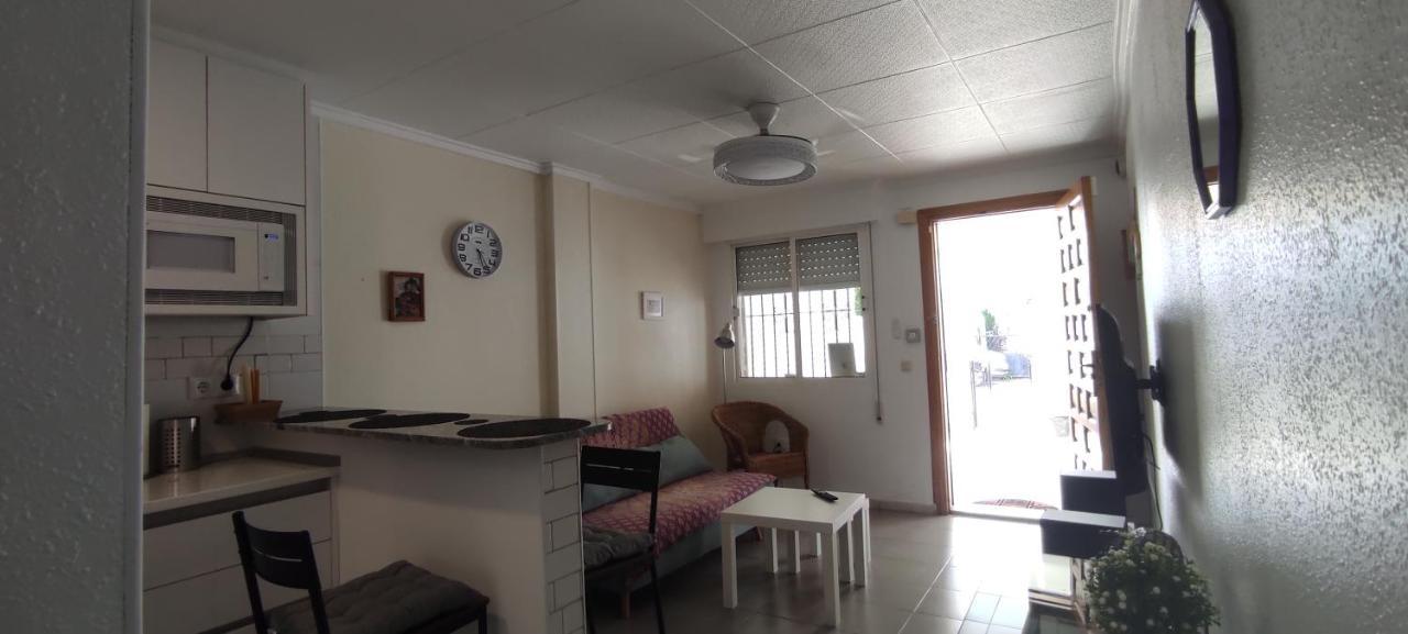Lucias Lovely Apartment With Lovorka 洛斯阿尔卡萨雷斯 外观 照片